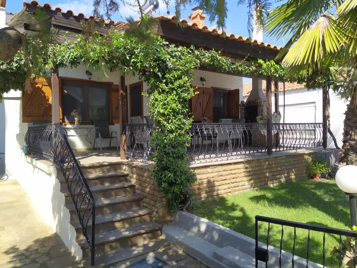 Summer House Fotini Keramotí Exterior foto